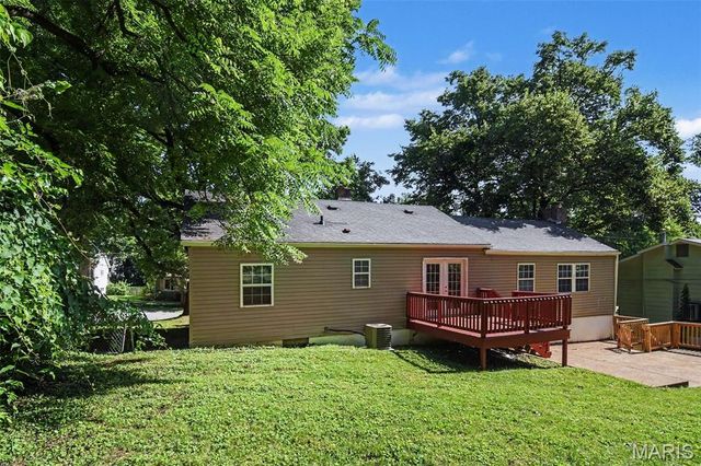 824 N Forest Avenue, Webster Groves, MO 63119