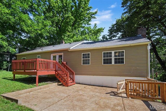 824 N Forest Avenue, Webster Groves, MO 63119