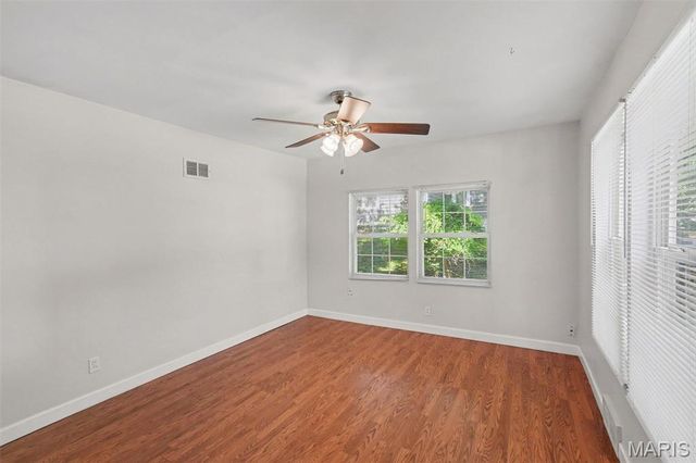 824 N Forest Avenue, Webster Groves, MO 63119
