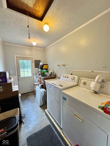 7024 W US Highway 36, Danville, IN 46122