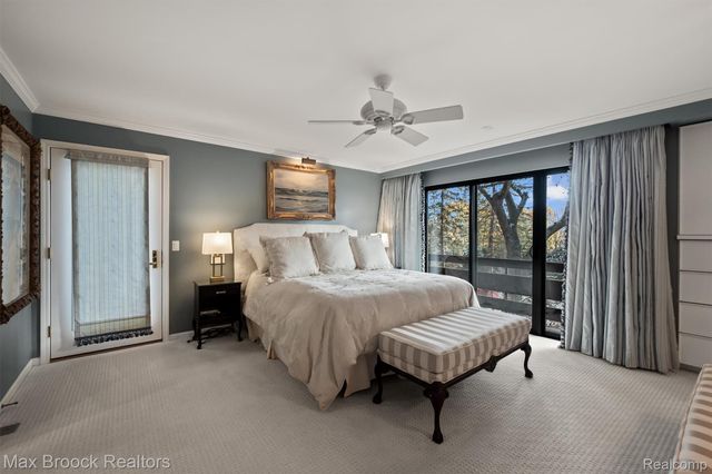 969 Bloomfield Woods, Bloomfield Hills, MI 48304