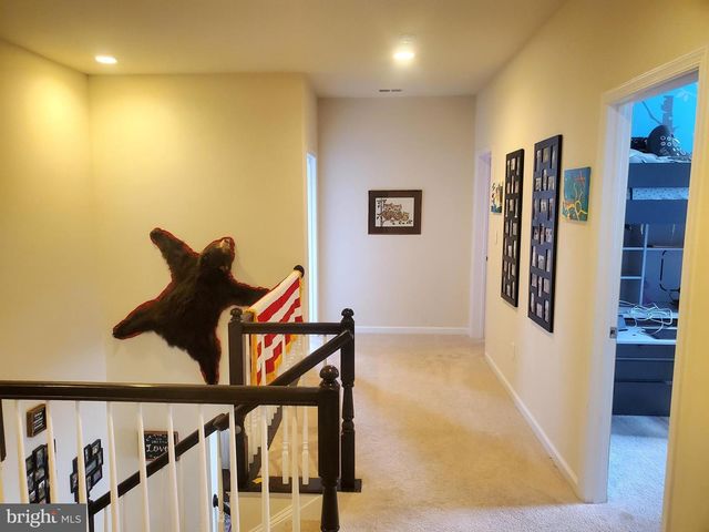 20950 ASHBURN HEIGHTS DR, Ashburn, VA 20148