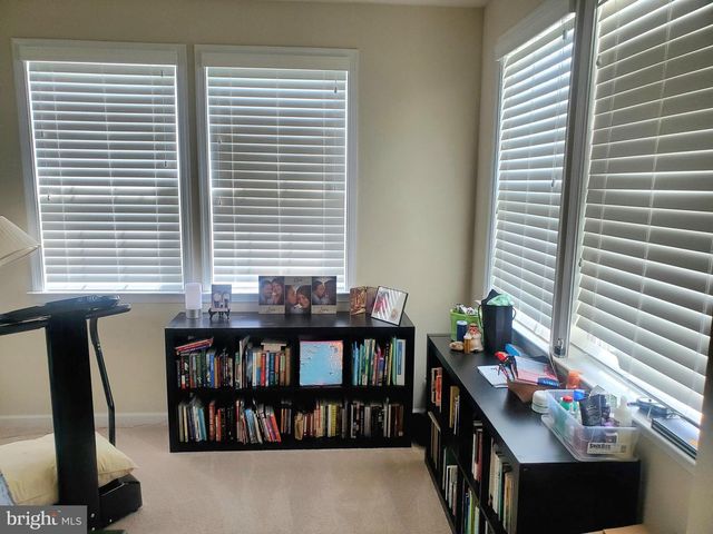 20950 ASHBURN HEIGHTS DR, Ashburn, VA 20148