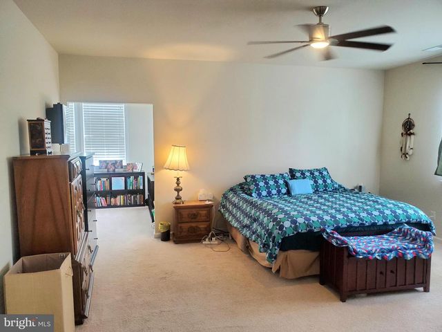 20950 ASHBURN HEIGHTS DR, Ashburn, VA 20148
