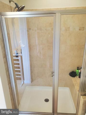 20950 ASHBURN HEIGHTS DR, Ashburn, VA 20148
