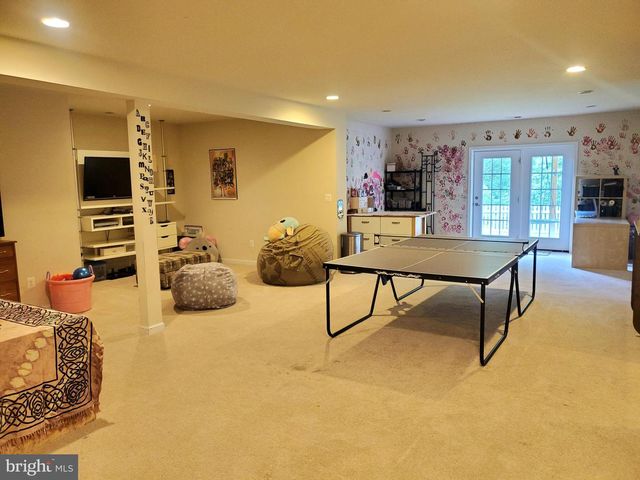 20950 ASHBURN HEIGHTS DR, Ashburn, VA 20148