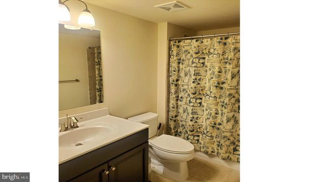 20950 ASHBURN HEIGHTS DR, Ashburn, VA 20148
