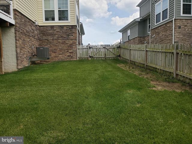 20950 ASHBURN HEIGHTS DR, Ashburn, VA 20148