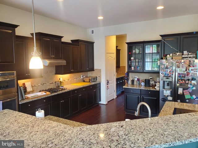 20950 ASHBURN HEIGHTS DR, Ashburn, VA 20148