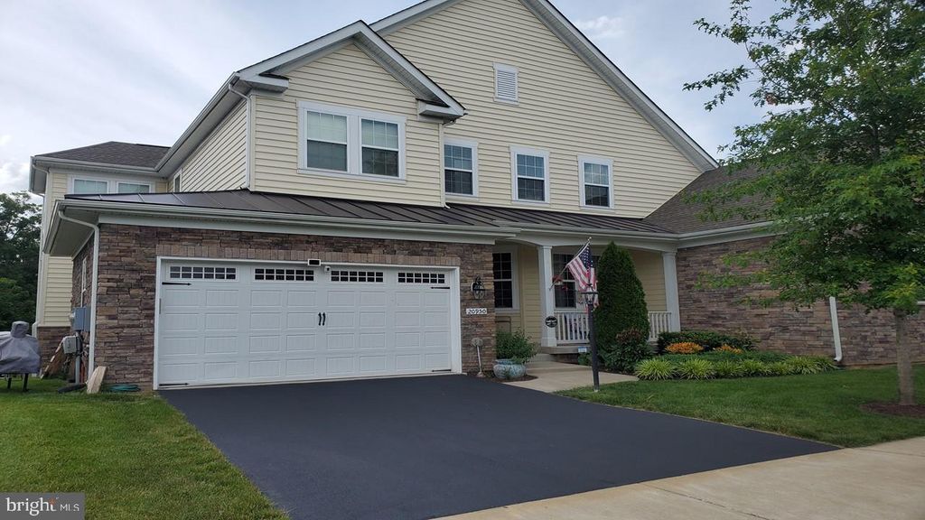 20950 ASHBURN HEIGHTS DR, Ashburn, VA 20148