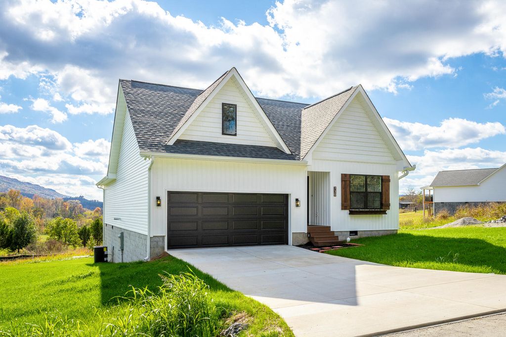 730 Sells Lane, Trenton, GA 30752