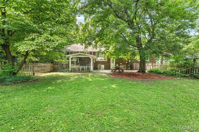 2008 Valley View Lane, Collinsville, IL 62234