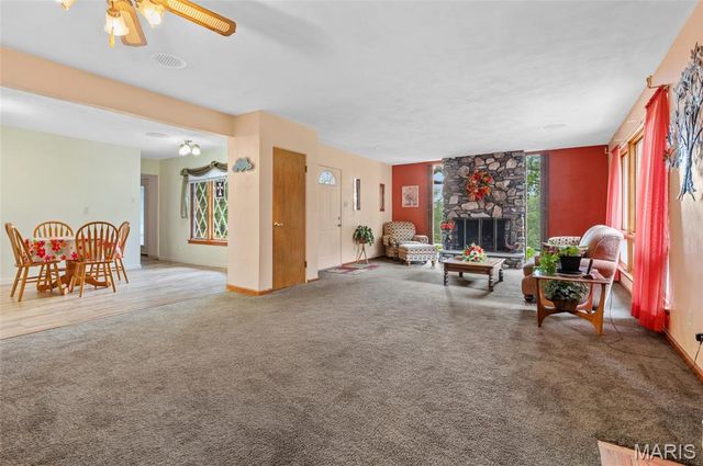 2008 Valley View Lane, Collinsville, IL 62234