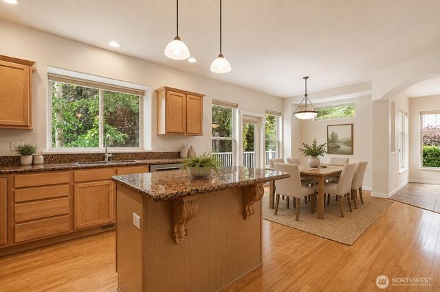 1584 Kingswood Court, Bellingham, WA 98226
