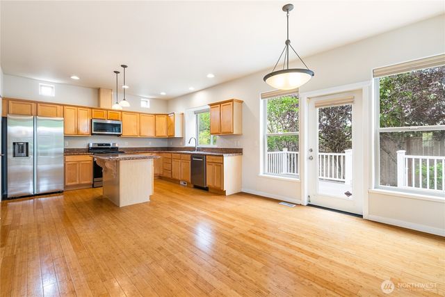 1584 Kingswood Court, Bellingham, WA 98226