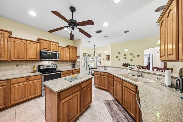 19200 LAKE SWATARA DRIVE, Eustis, FL 32736