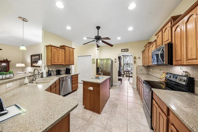 19200 LAKE SWATARA DRIVE, Eustis, FL 32736