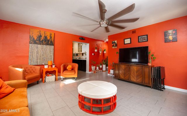 935 E Oregon Avenue, Phoenix, AZ 85014