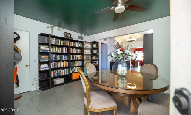 935 E Oregon Avenue, Phoenix, AZ 85014