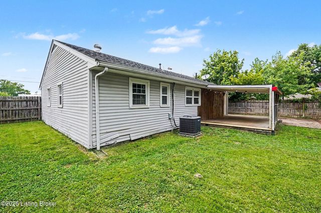 13601 Greystone Ave, Louisville, KY 40272