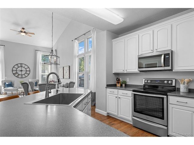1002 Halfmoon Dr, Castle Rock, CO 80104