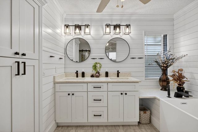 20 COVINGTON LANE, Palm Coast, FL 32137