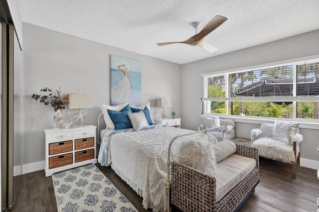 20 COVINGTON LANE, Palm Coast, FL 32137
