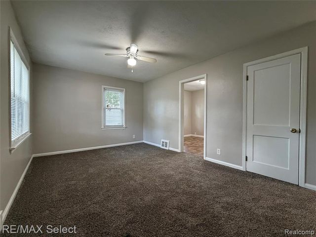 3155 Leith Street, Flint, MI 48506