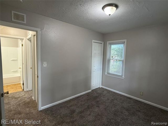 3155 Leith Street, Flint, MI 48506