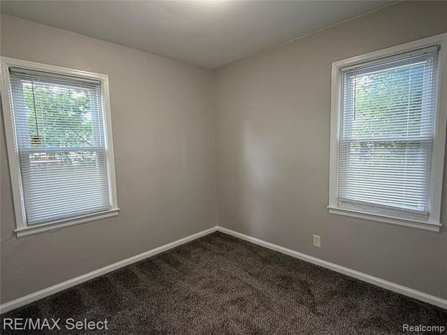 3155 Leith Street, Flint, MI 48506