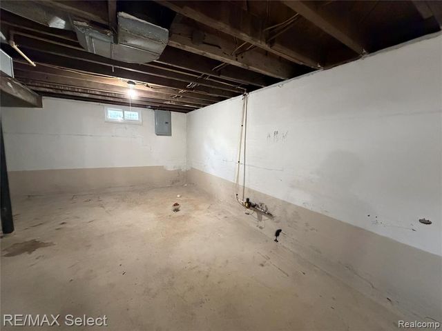 3155 Leith Street, Flint, MI 48506