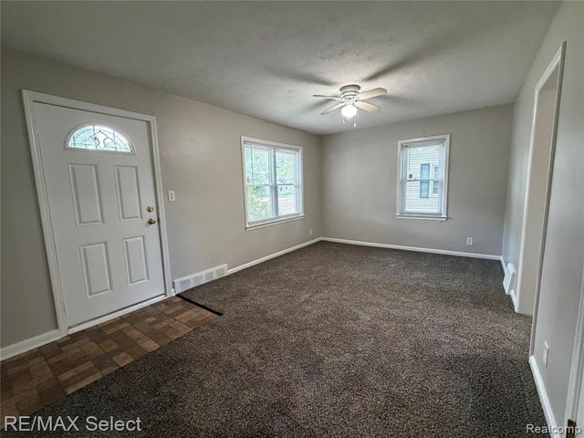 3155 Leith Street, Flint, MI 48506