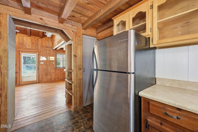 190 Big Oaks Lane, Sanford, NC 27330