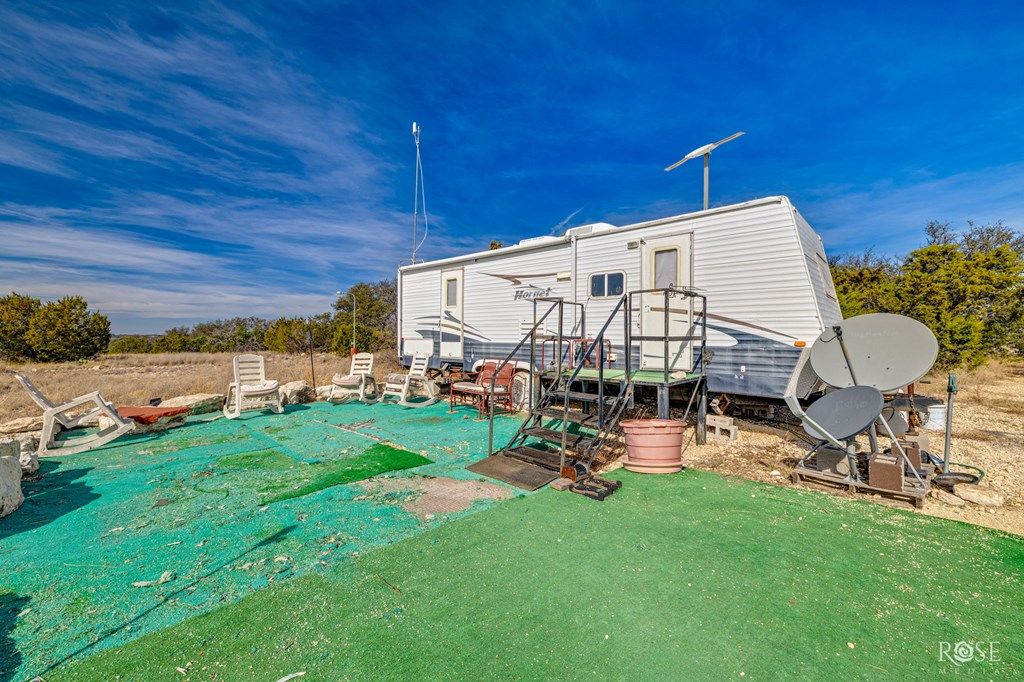 Image 10 of property listing at 7159 Hwy 277N, Sonora, TX 76950