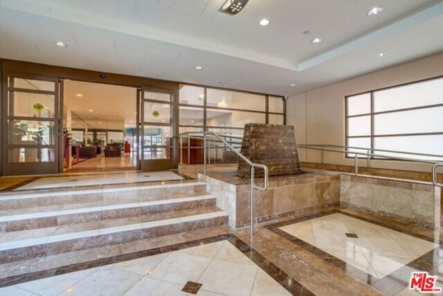 600 W 9th Street 309, Los Angeles, CA 90015