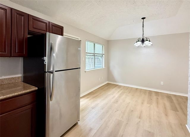 9551 Saffolk Punch Drive, Houston, TX 77065