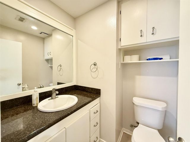 9551 Saffolk Punch Drive, Houston, TX 77065