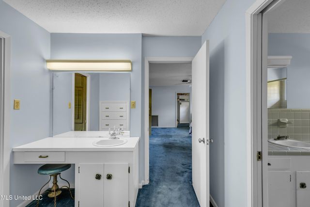 122 Bayou Circle, Gulfport, MS 39507