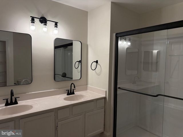 7859 APACHE RIDGE CT, Manassas, VA 20109