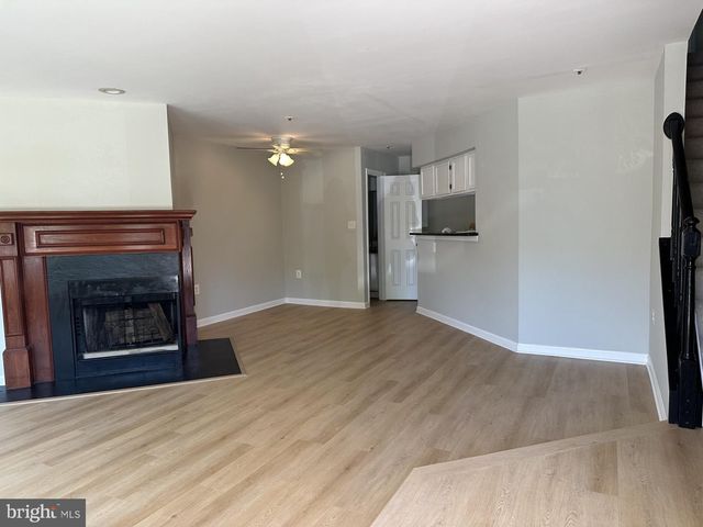7859 APACHE RIDGE CT, Manassas, VA 20109