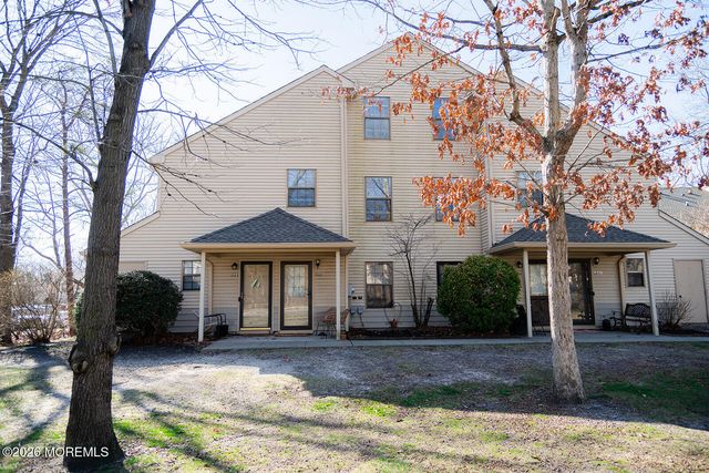 1502 Jasmine Court, Jackson, NJ 08527