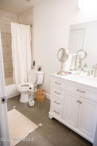 1502 Jasmine Court, Jackson, NJ 08527