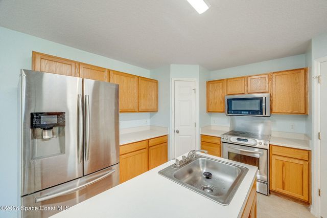 2041 Brookshire Circle, Melbourne, FL 32904