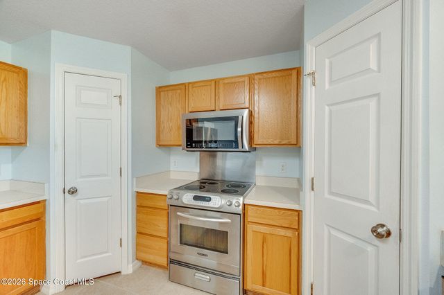 2041 Brookshire Circle, Melbourne, FL 32904