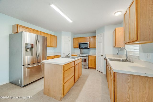 2041 Brookshire Circle, Melbourne, FL 32904