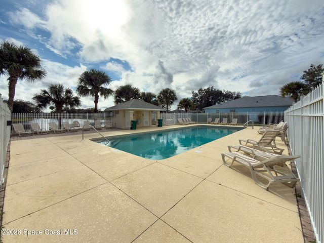 2041 Brookshire Circle, Melbourne, FL 32904