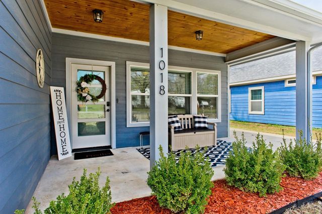 1018 Chase Street, Denison, TX 75020