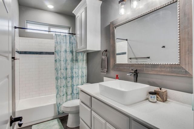 1018 Chase Street, Denison, TX 75020