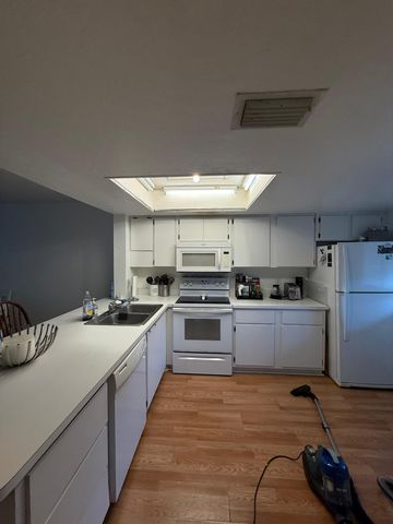 905 Palm Beach Trace Drive, Royal Palm Beach, FL 33411