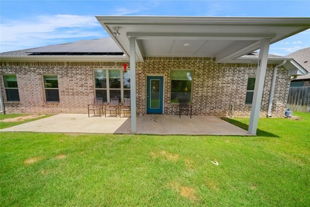 11479 Lindsey Garden Drive, Tyler, TX 75709